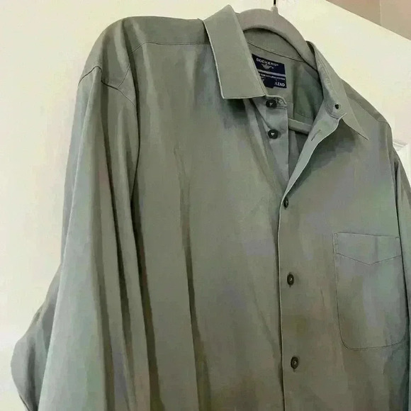 Dockers button down dress shirt, microfiber, polyester blend. Men’s XL Taupe - Picture 5 of 9